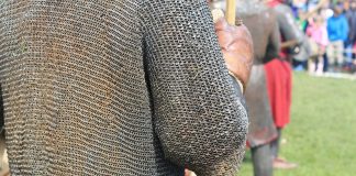 Zalele in antichitate si in epoca medievala Chain armour