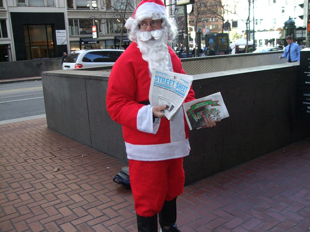 Istoria costumului de Mos Craciun