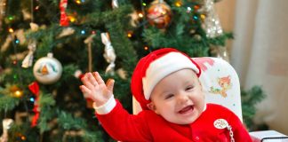 Primul Craciun al bebelusului