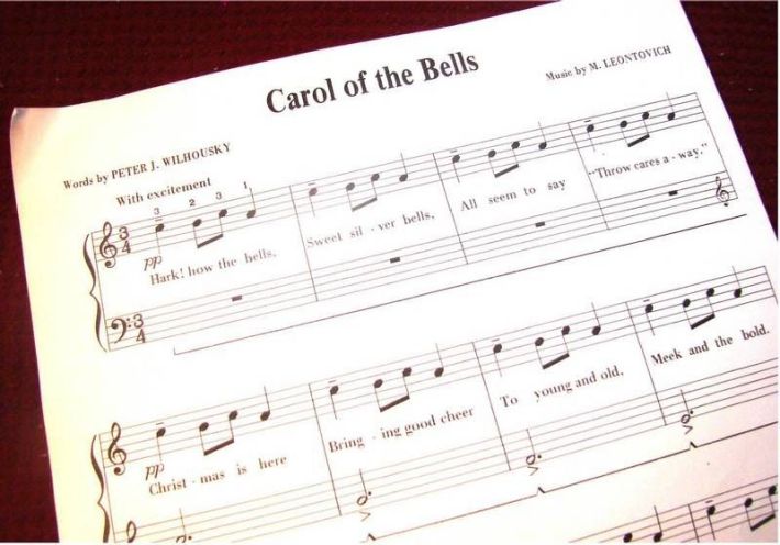 Cantecul de Craciun Carol of the Bells, Foto: suite.io
