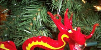 Traditii de Craciun in China – intre braduti, dragoni si parade