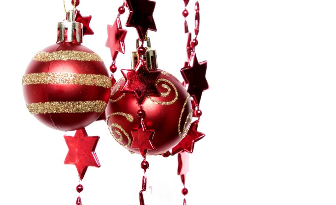 Ornamente pentru petrecerea de Craciun