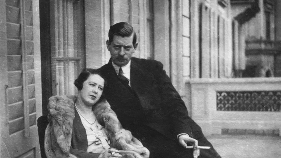 Elena Lupescu Elena Lupescu