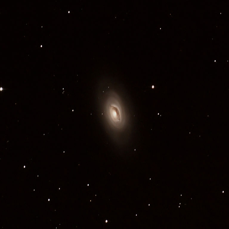 Galaxia Ochi Negru