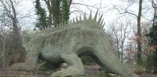 Dinozaurul Hylaeosaurus descris de paleontologul Gideo Mantell