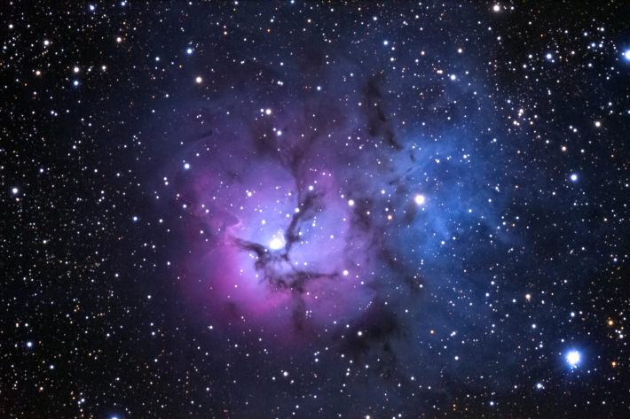 Nebuloasa Trifid, Foto: carpechronicles.wordpress.com