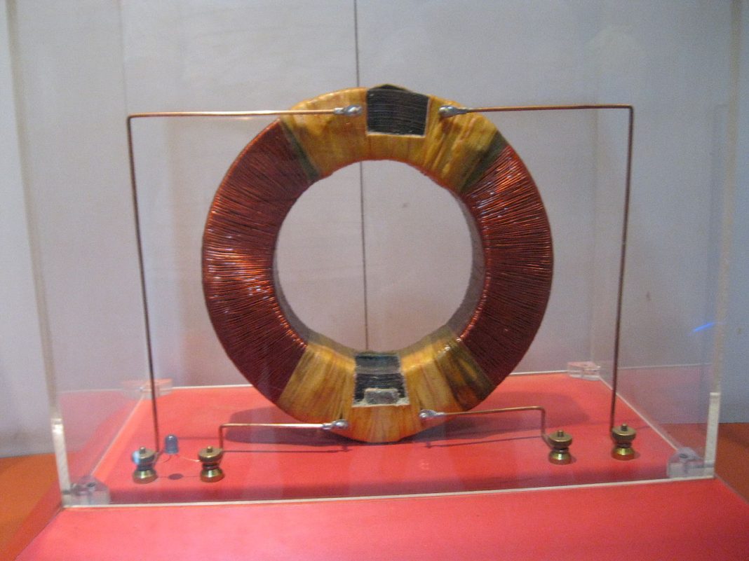 Model de electromagnet