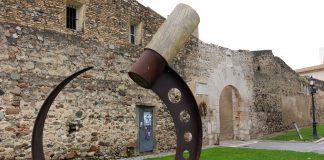 Secera – unealta agricola si simbol