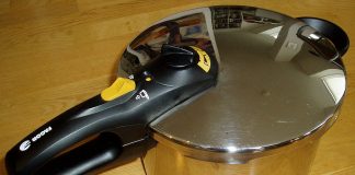 Cine a inventat oala de fiert sub presiune? oala de fier sub presiune