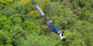 Bungee jumping