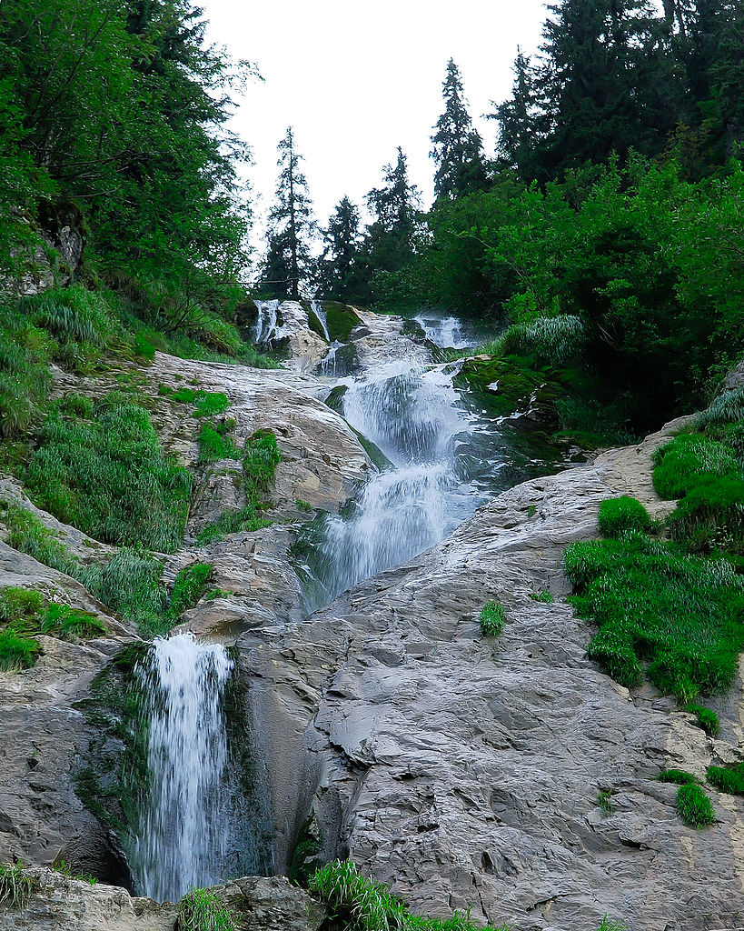 Cascadele Din Romania DeÈ™tepÈ›i Ro