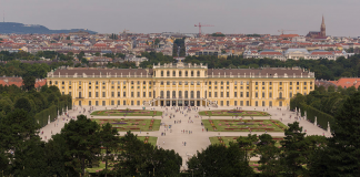 Palatul Schonbrunn din Viena Palatul Schonbrunn