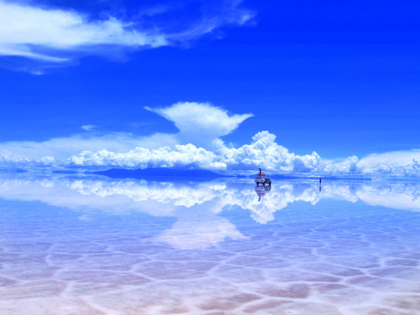 Lacul de sare de la Salar de Uyuni, Bolivia