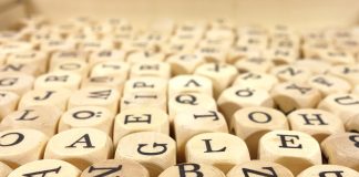 Scrierea unor cuvinte cu litere duble – stiinta, fiinta, a innopta, a innoi, a accepta, a coopta, continuu etc.
