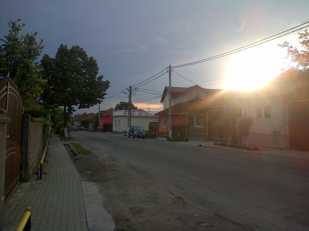 apus pe straduta la Hateg