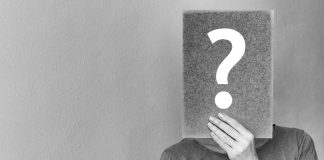 Cum este corect – lunatec sau lunatic, sălbatec sau sălbatic