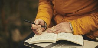 Cum se abreviază corect numele proprii