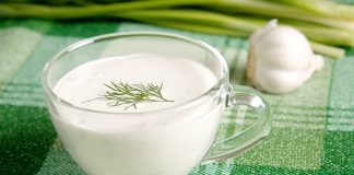 Cum este corect – muşdei sau mujdei