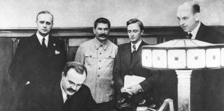 Pactul Ribbentrop-Molotov