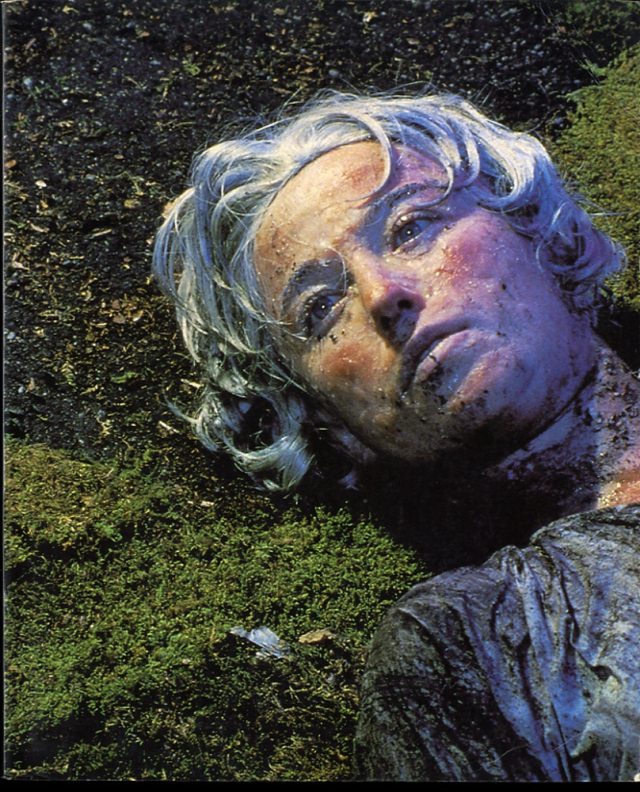 Cindy Sherman; O femeie moarta, Foto: abroadathome.wordpress.com