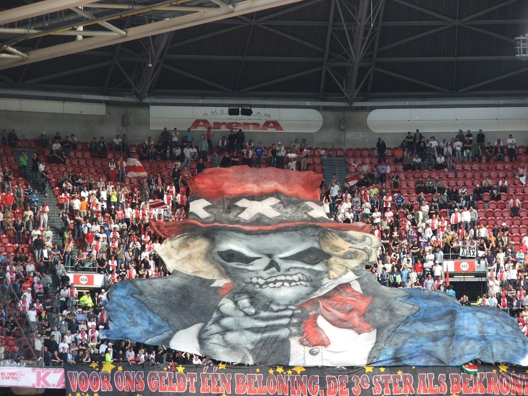 Ce înseamnă ultras Ce înseamnă ultras