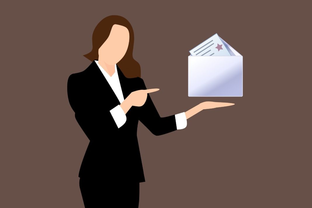 Este corect – Îţi trimit un ataşament la e-mail Este corect – Îţi trimit un ataşament la e-mail