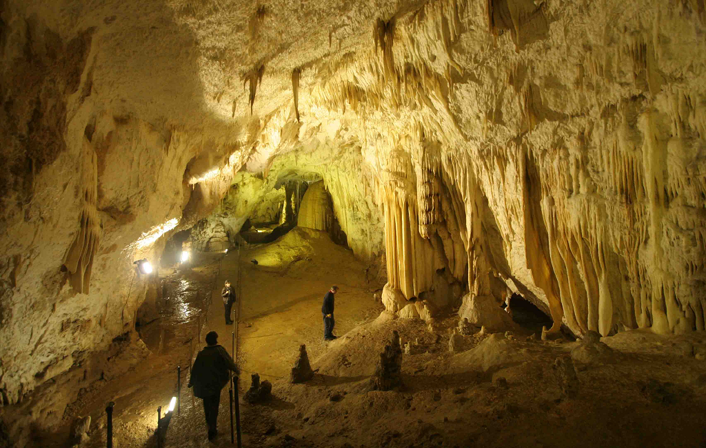 pestera din serbia