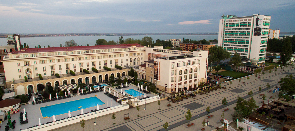 iaki hotel