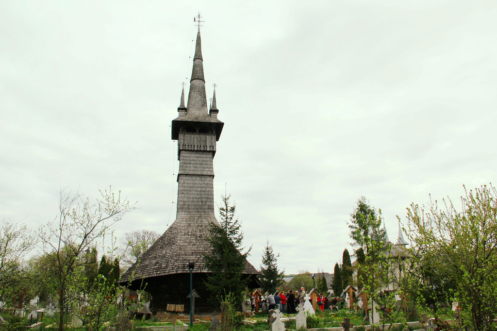satul din rogoz