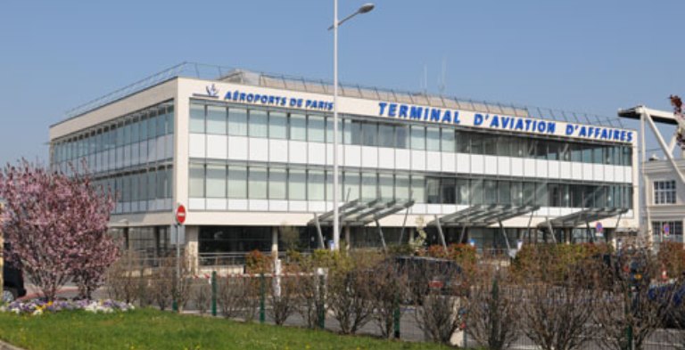 Terminal al Aeroportului Paris-Le Bourget