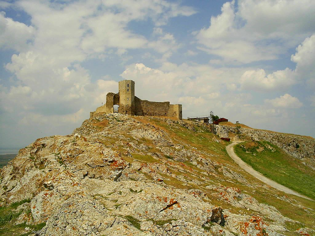 cetatea enisala2