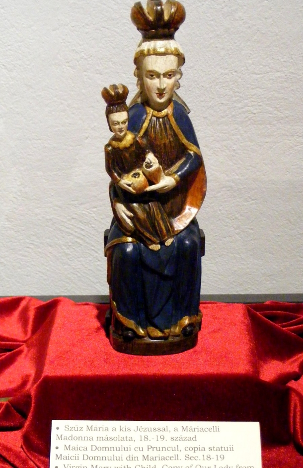 cetatea miko sculptura