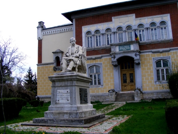 gh asachi scoala primara iasi