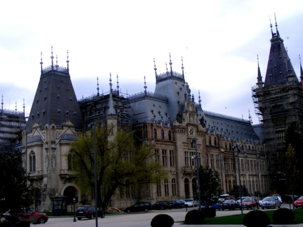 palatul culturii din iasi