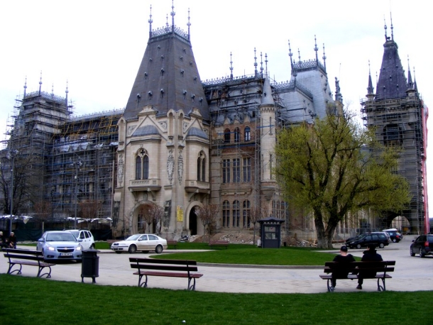 palatul culturii iasi parc