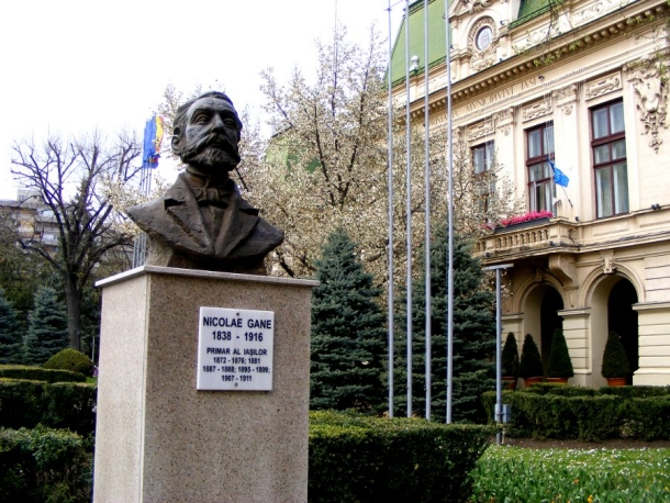 roznovanu statuie gane
