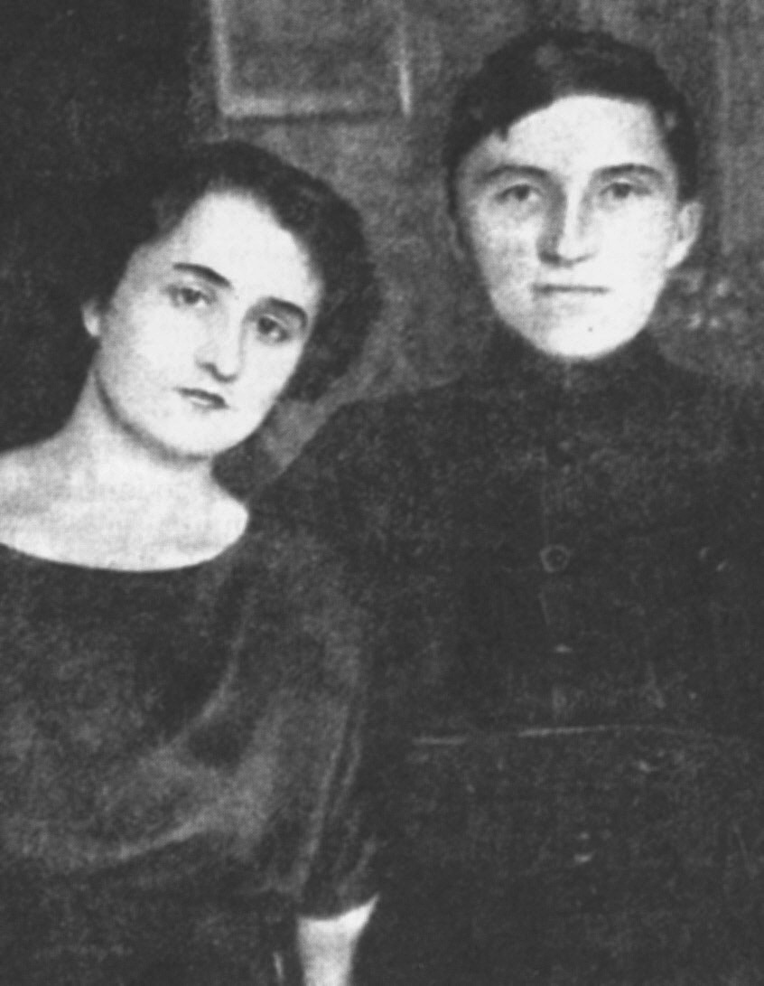 Otilia Cazimir alaturi de Toparceanu