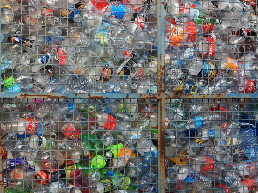 plastic111
