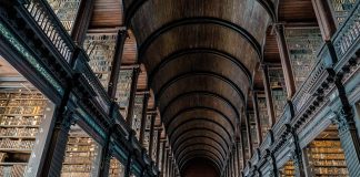 Ce înseamnă şi care este originea expresiei Sic transit gloria mundi