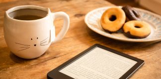 Cum este corect – non stop, nonstop sau non-stop