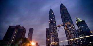 Turnurile Gemene Petronas