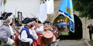 În imagini: schimbarea gărzii din cetatea Alba Iulia