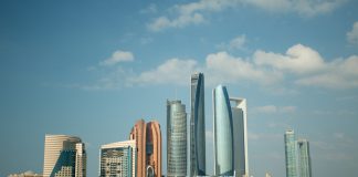 Abu Dhabi – Emiratele Arabe Unite: Orașe de vizitat Abu Dhabi