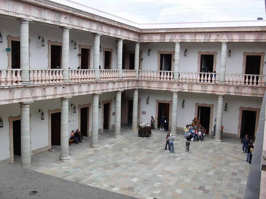 Alhondiga de Granaditas111