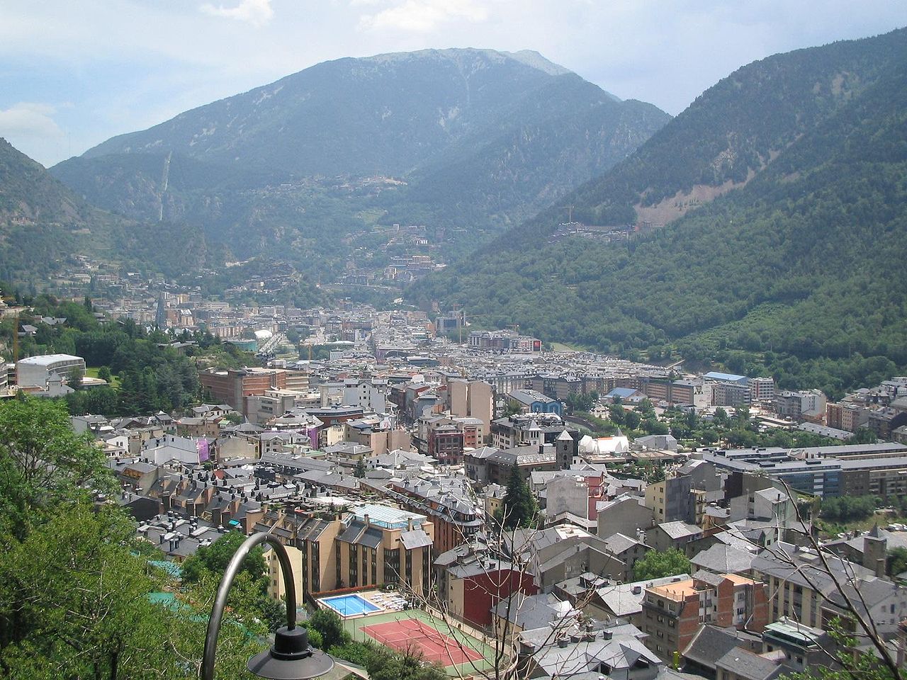 Andorra la Vella111