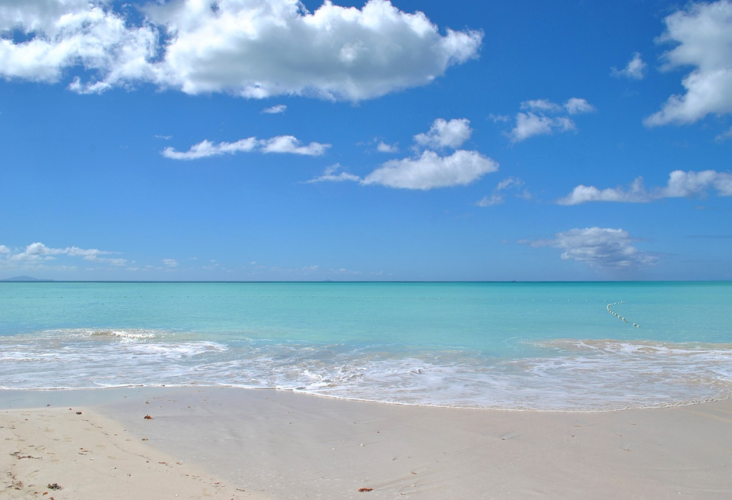 Antigua si Barbuda Antigua si Barbuda