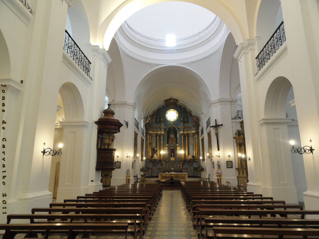 Biserica San Ignacio de Loyola111