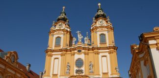 Biserica abatiei din Melk