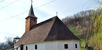 Biserica din Rosia Noua