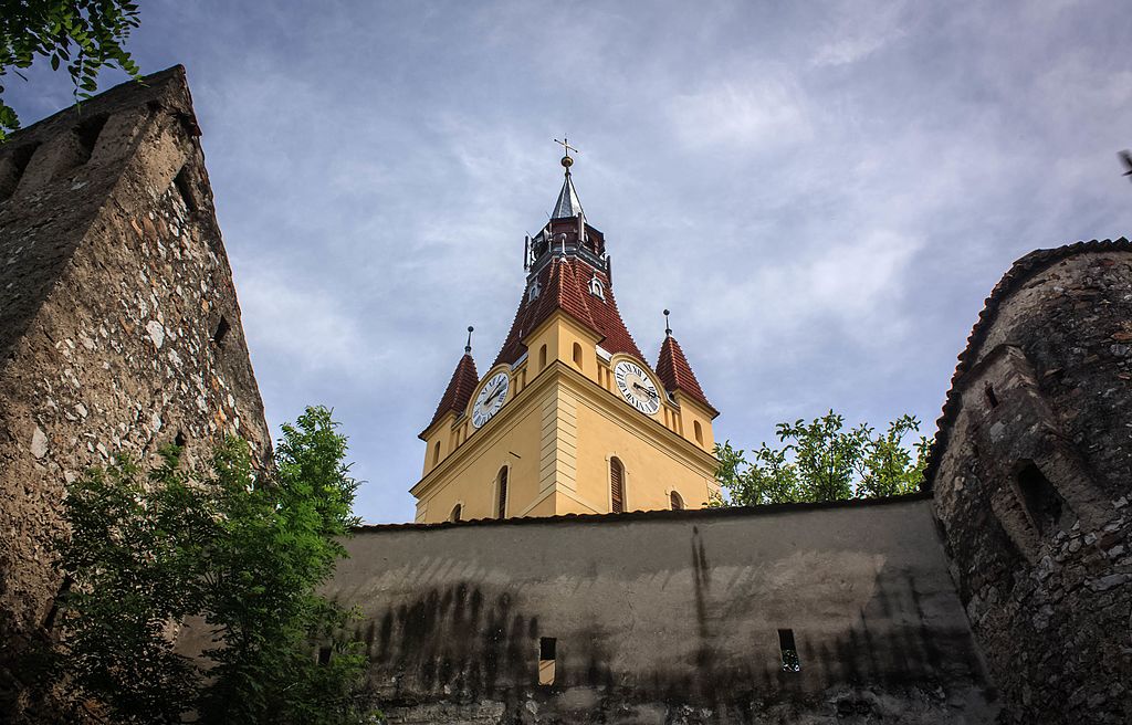 Biserica fortificată din Cristian1